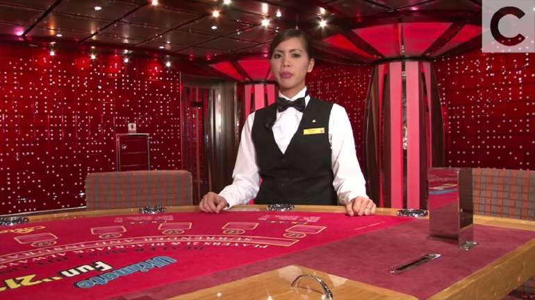 Dealer in casino in Clearing Hands Dealer in Clearing Hands