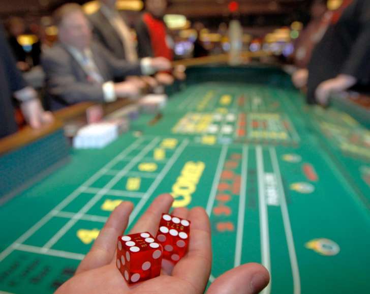 Shooter, or shooter in craps in Shooter Craps Shooter in Shooter