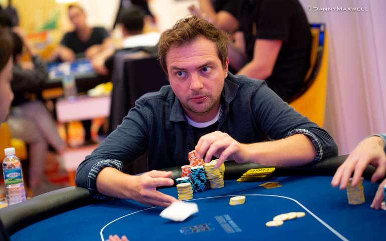 Sports poker player in the tournament in Aggressor Poker player in Aggressor