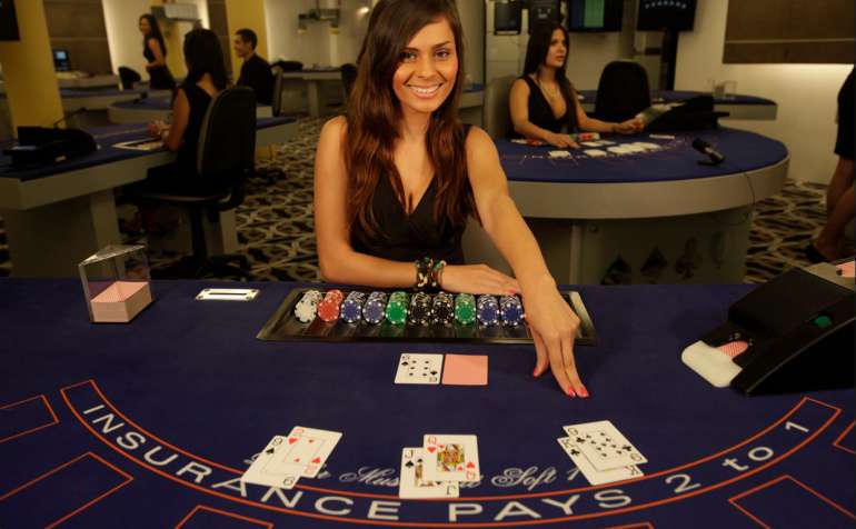 The dealer in live casino in No game The dealer in live casino in No Game