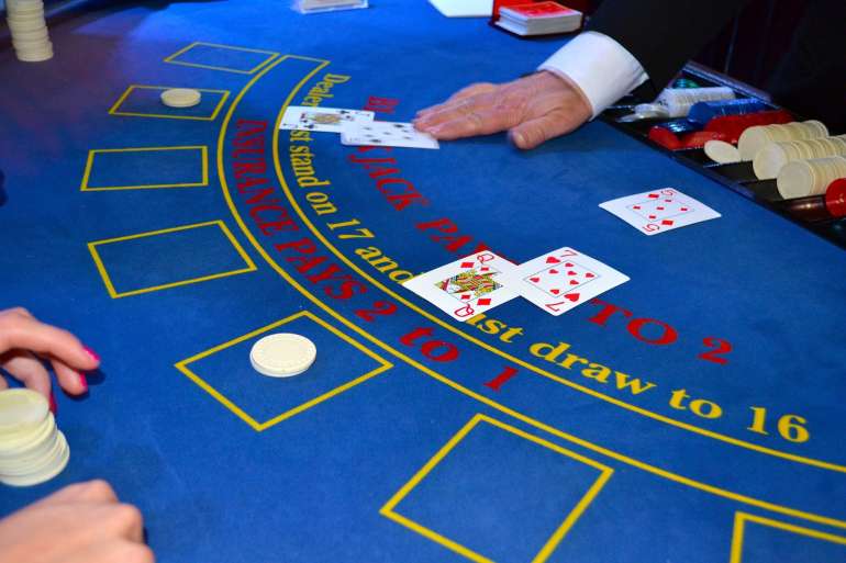 Blackjack casino rules in Surrender Surrender in blackjack in Surrender