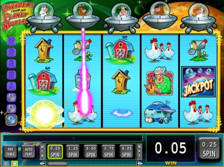 Play Invaders from the Planet Moolah slot