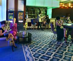 Casino Senator: Bar in casino